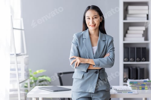 Preview: Financial Business Caucasian Young business Asian woman smiling in office Financial and Accounting c