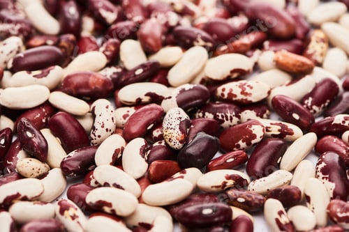 Preview: mix of white, black and spotted beans
