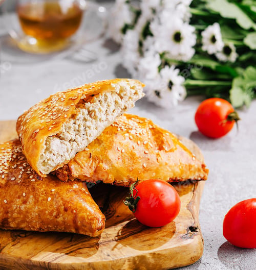 Preview: samsa with cottage cheese and tea