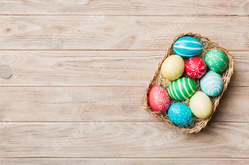Preview: Colorful Easter Eggs in a Woven Basket