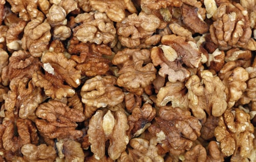 Preview: Shelled walnuts close up