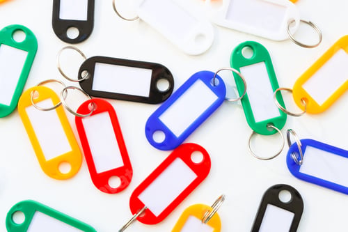 Preview: Lots of multi-colored key tags with space for an inscription.