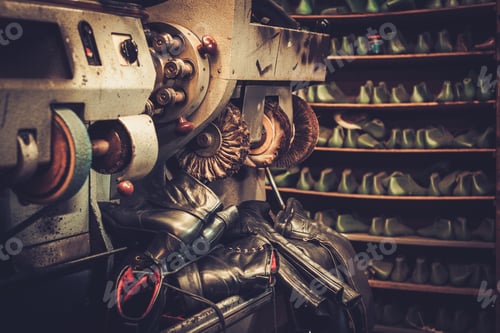 Preview: Shoemaker studio craft grinder and polishing machine.