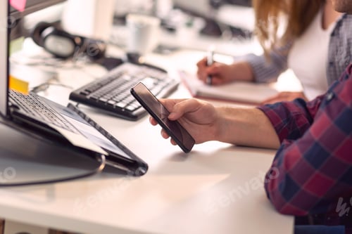 Preview: Using a smart phone for taking notes at work