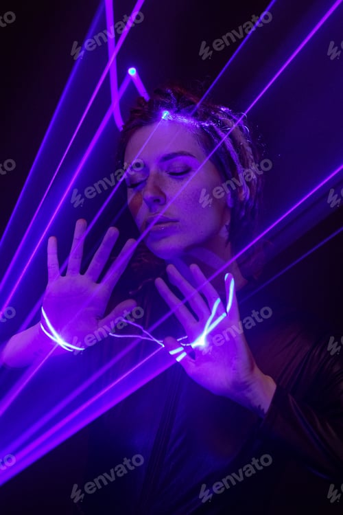Preview: girl in laser beams