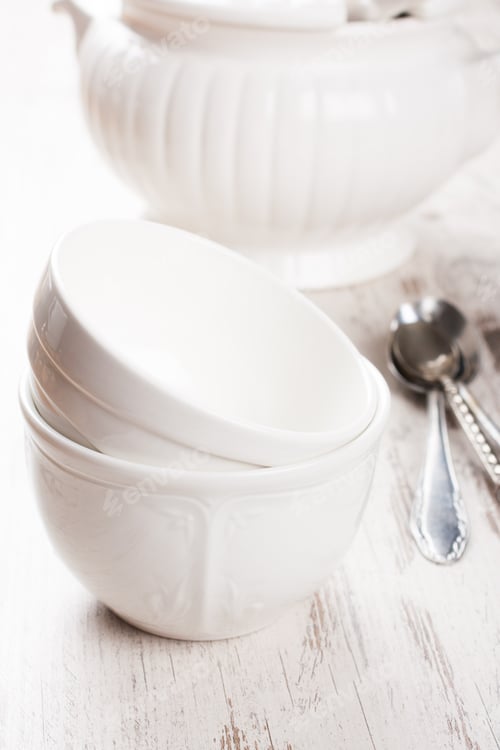 Preview: White crockery for soup