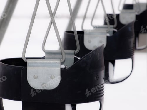 Preview: Swings