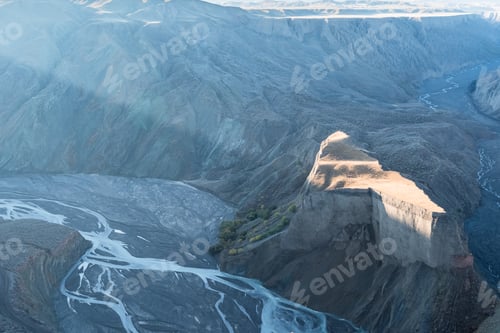 Preview: xinjiang anjihai grand canyon closeup