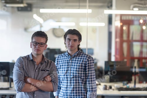Preview: start up business team