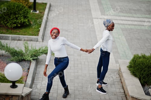 Preview: Modern fashionable african muslim woman