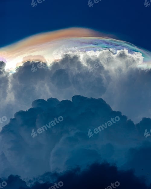 Preview: Iridescents clouds in the sky 3