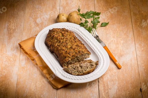 Preview: meatloaf with potatoes and parsley