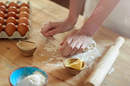 Preview: Home is where the dough is