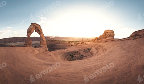 Preview: USA, Utah, Arches National Park, Delicate Arch at sunset