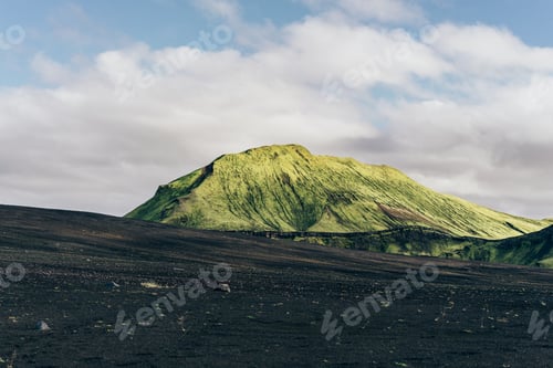 Preview: beautiful scenic majestic icelandic landscape