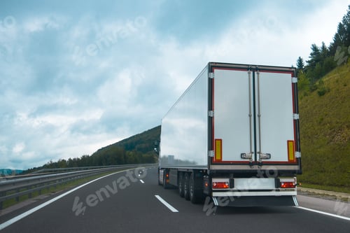 Preview: Semi truck with trailer