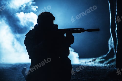 Preview: Black silhouette of soldier