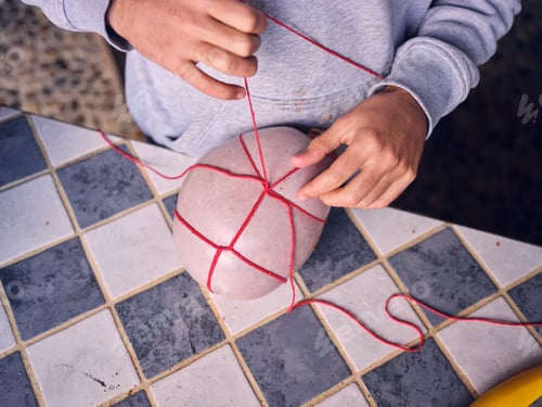Preview: Elderly person sewing natural sausage