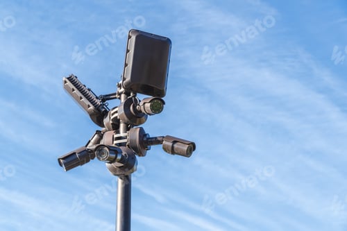 Preview: Surveillance camera and blue sky.
