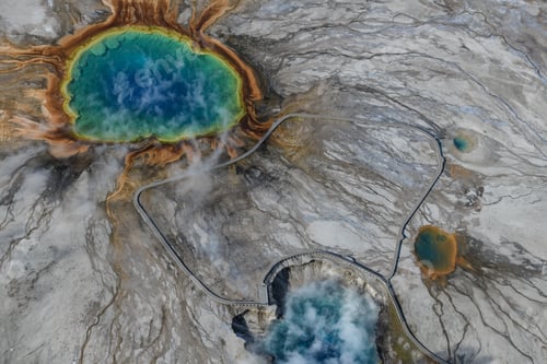 Preview: Swgp01Aerial view of Grand prismatic spring in Yellowstone national park, USA