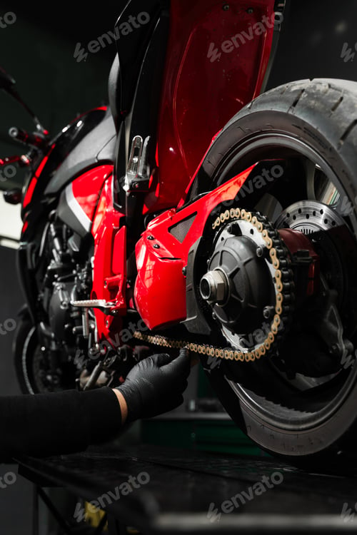 Preview: Motorcycle chain adjusted and tuned for smooth ride and optimal torque delivery