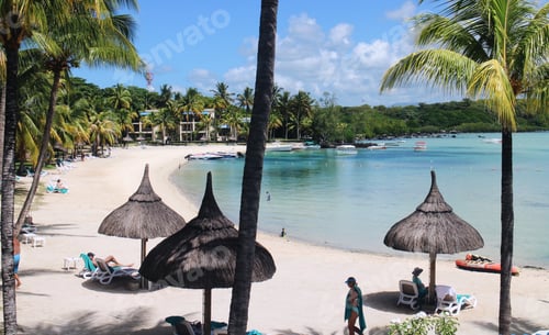 Preview: Idyllic tropical beach in Mauritius