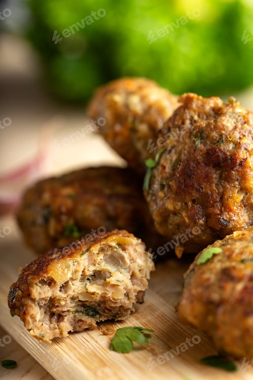 Preview: Chiftele - Romanian traditional meatballs
