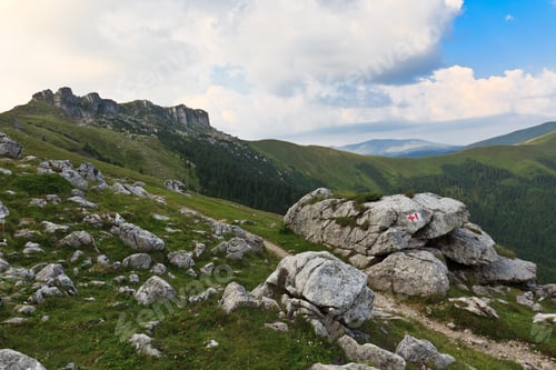 Preview: mountain landscape