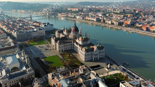 Preview: Aerial view of Hungarian Parliament Building in Budapest, Hungary