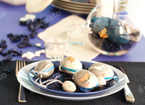 Preview: Easter eggs