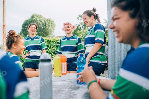 Preview: Team bonding over smiles and drinks after the game