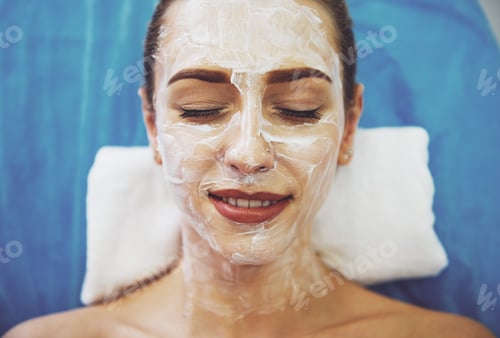 Preview: Woman at the cosmetician