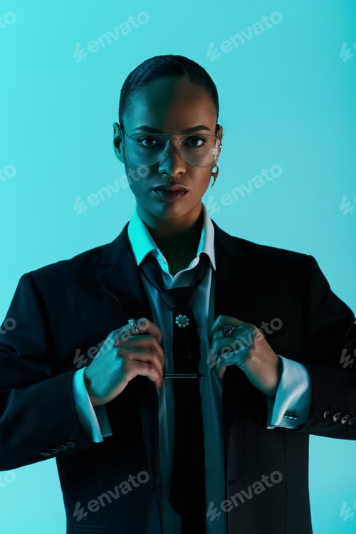 Preview: Bold elegance: a woman redefining business attire