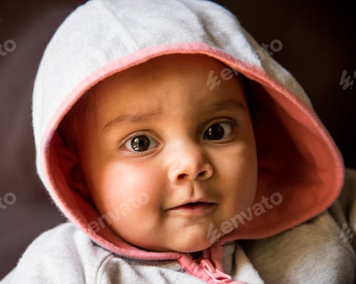 Preview: Portrait of a smiling baby.
