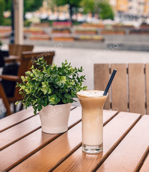 Preview: Delicious iced coffee