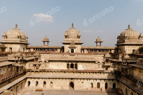 Preview: Aerial view of the historic Orchha Fort in India, with its intricate architecture and majestic walls