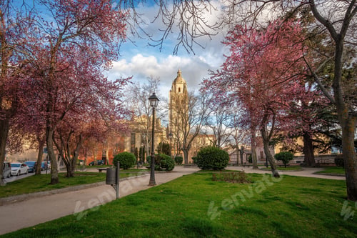 Preview: Plaza de la Merced Square with Segovia Cathedral - Segovia, Spain