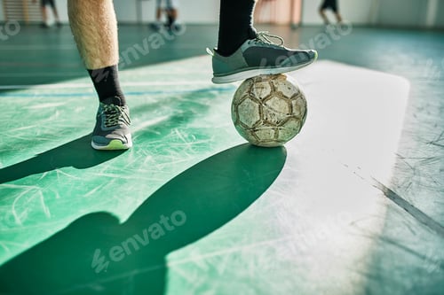 Preview: Close-up of indoor soccer player with ball