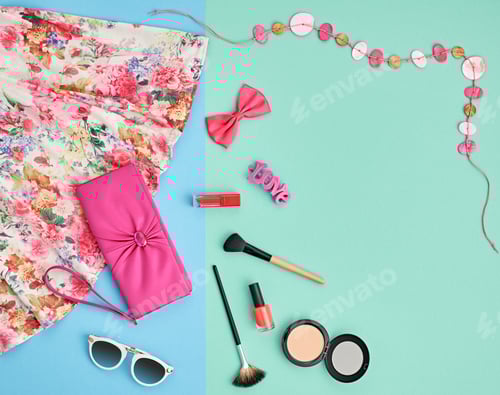 Preview: Fashion overhead outfit accessories. Date style