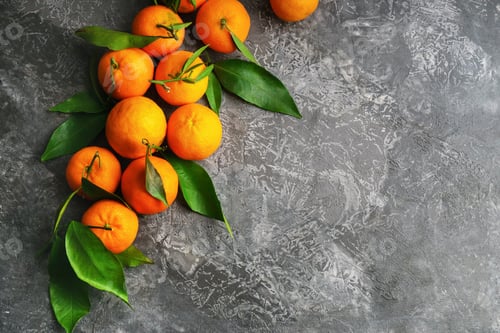 Preview: Tangerines (oranges, mandarins, clementines, citrus fruits) with leaves