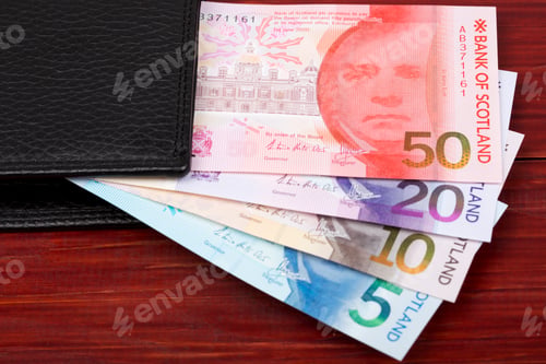 Preview: Pound Scots in the black wallet