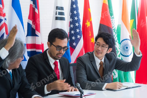 Preview: Image of press conference on international cooperation of leaders and businessmen