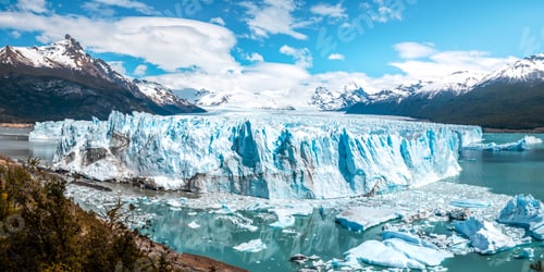 Preview: Perito Moreno Glacier glowing in soft light