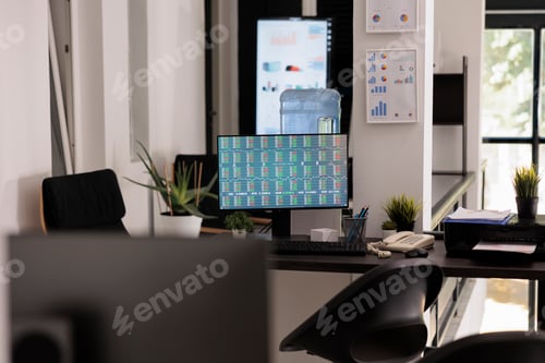 Preview: Stock market software on desktop computer in office