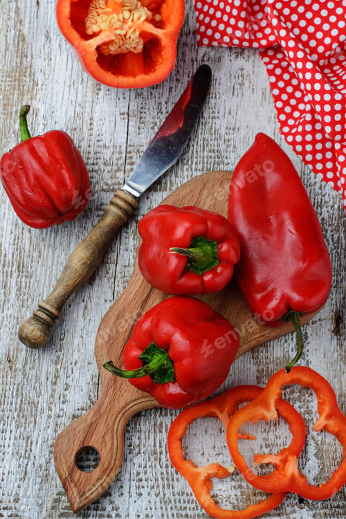 Preview: Fresh ripe red bulgarian pepper
