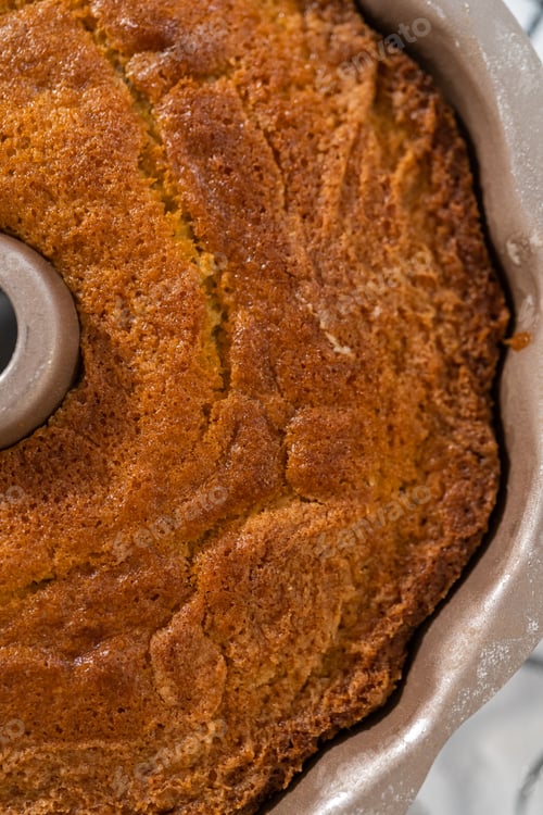 Preview: Lemon blueberry bundt cake with powdered sugar dusting