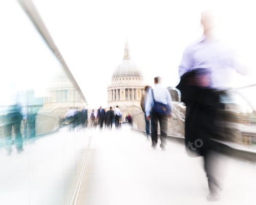 Preview: People Rushing in London