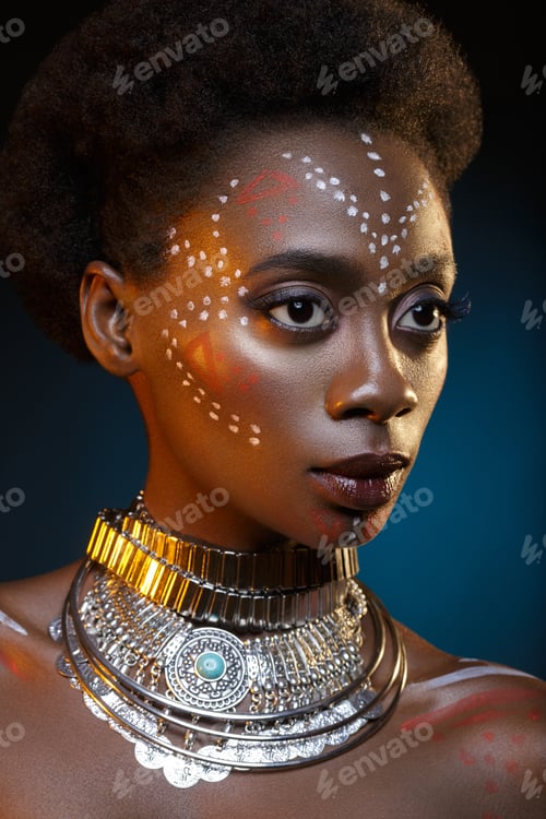 Preview: Beautiful black girl with crystal crown