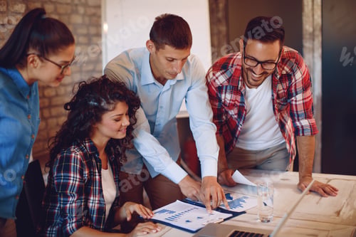 Preview: Young freelance team working on a project