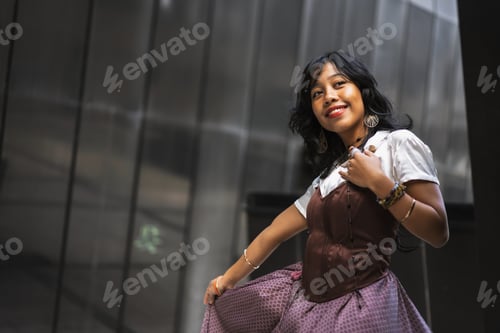 Preview: An Asian girl in a vintage Asian traditional long dress, fashion photography